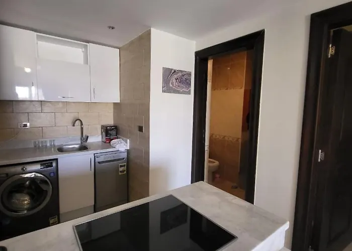 Relaxing Getaway 1br At Gravity Apartment *